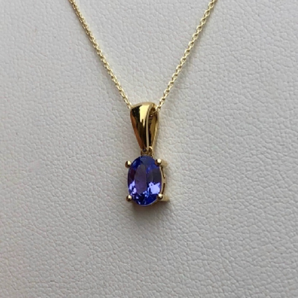 0.74ct Tanzanite Pendant and Chain 9k Yellow Gold  'CERTIFIED AA' - Beautiful!